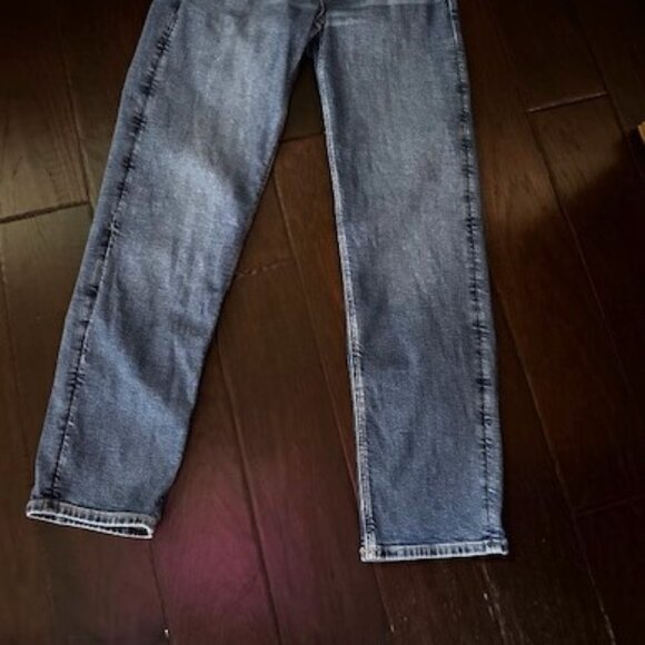 American  Eagle 90s Straight Jean stretch  US 4 Short - Picture 5 of 5